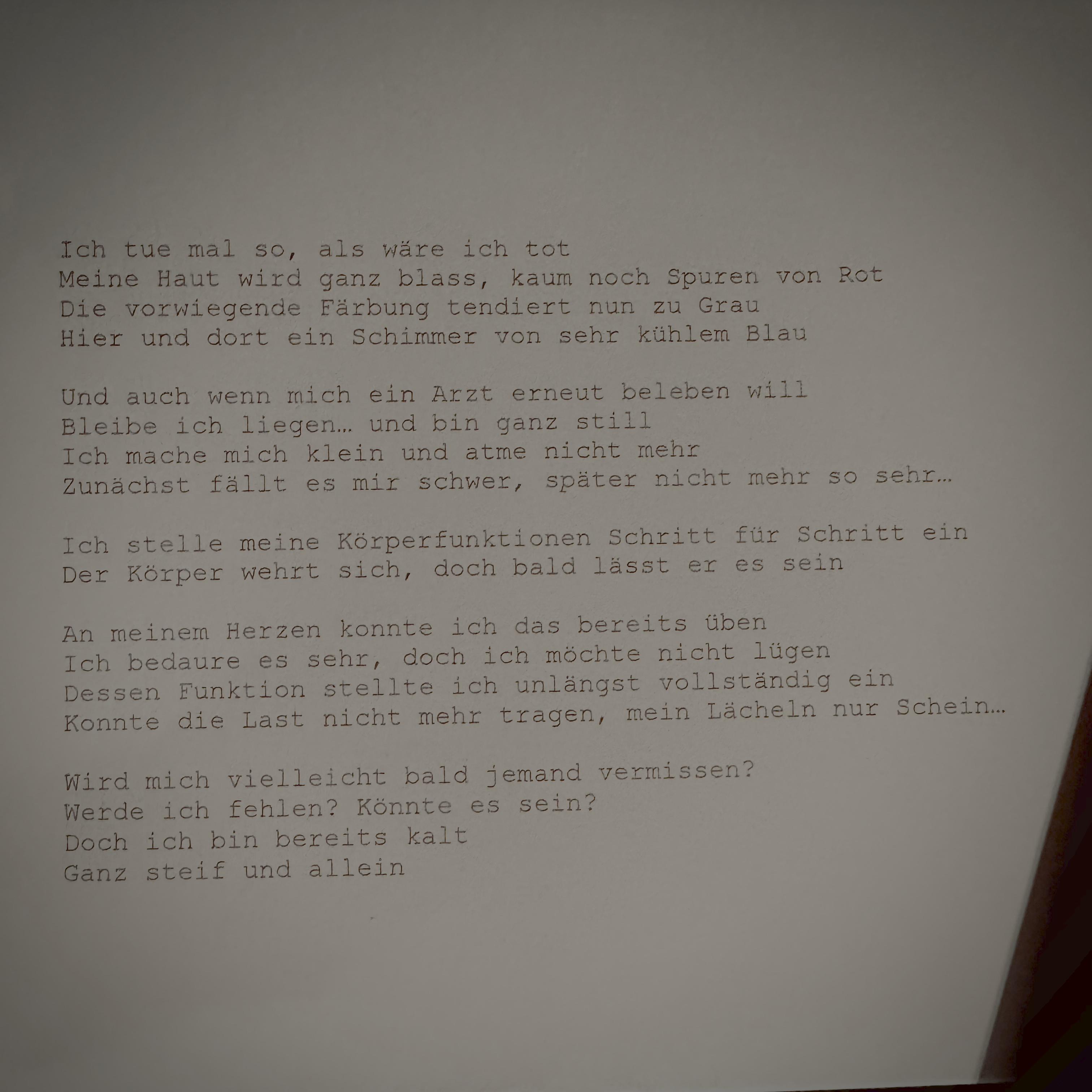 Ich tue mal so, als wäre ich tot.
